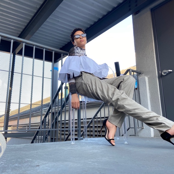 Zara Off-The-Shoulder Top - Picture 4 of 5